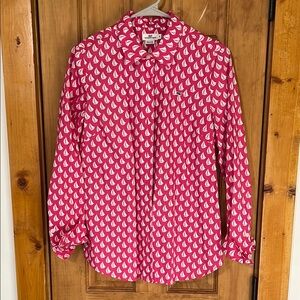 Woman’s Vineyard Vines Pink Sailboat Print blouse